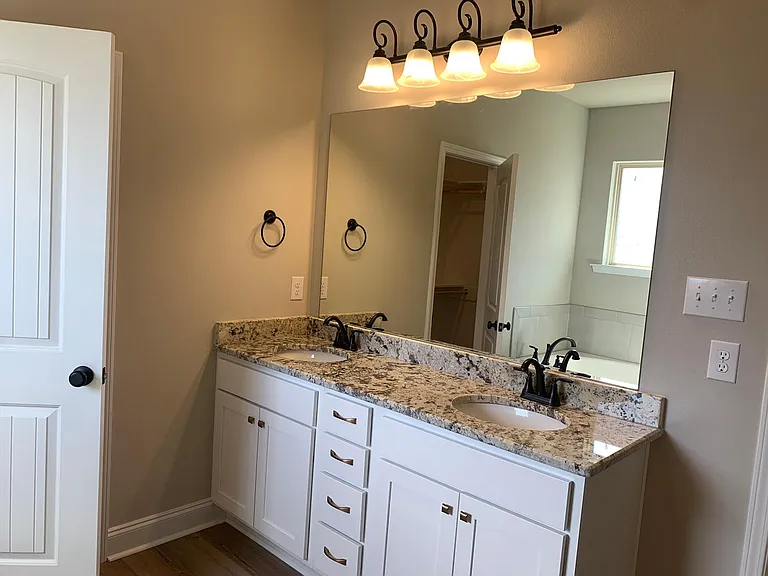 6893 Summerset Dr — Photo 6