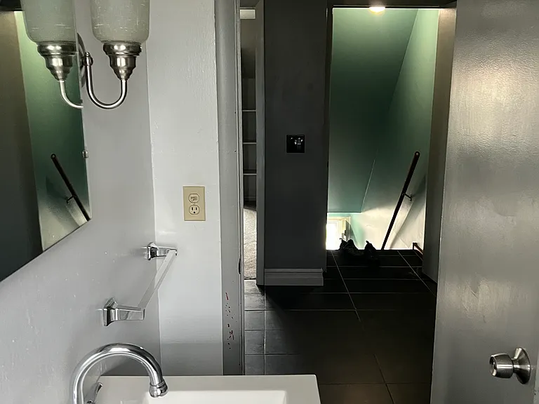 86 1/2 Fisher Rd #1/2 — Photo 5