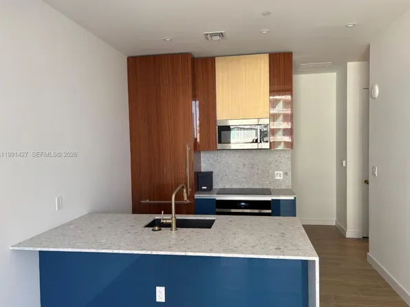 2655 S Bayshore Dr, Miami, FL