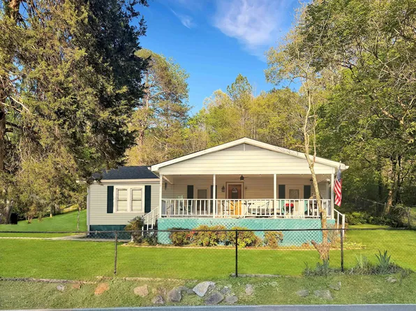 309 W Schmitt Rd, Rossville, GA 30741