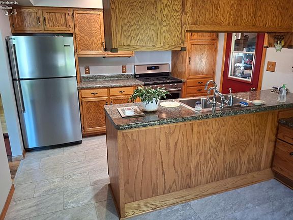 4th image of 96 Perrin Rd