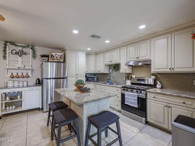 8141 W Clarendon Ave, Phoenix, AZ, 85033