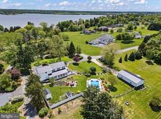 71 Greenhaven Dr, Elkton, MD 21921