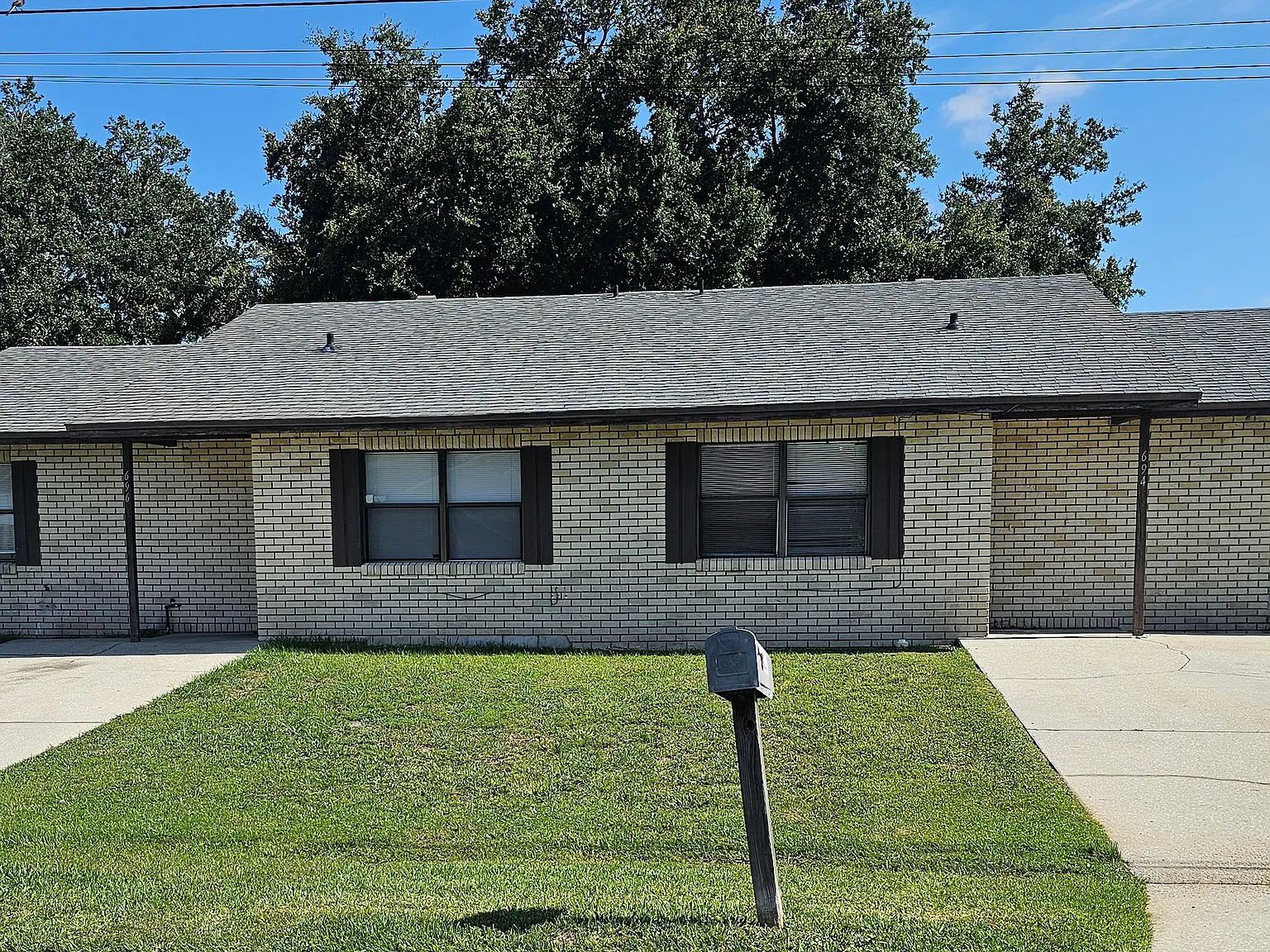 2 bed, 966 sqft, $1,475 — Photo 2