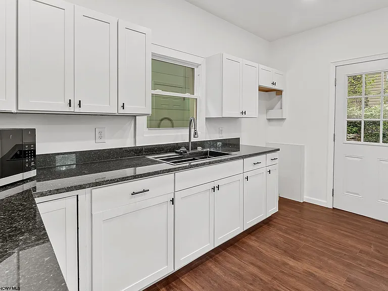 44 Edgehill St — Photo 14