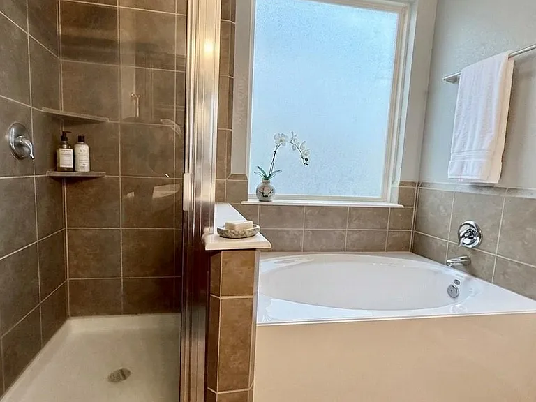 17518 Cypress Hilltop Way — Photo 12