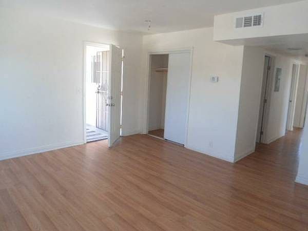 1st image of 2747 Conejo Dr