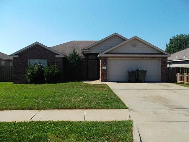 1st image of 414 Meadow Wood Ln