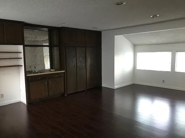 4845 Royce Rd — Photo 8