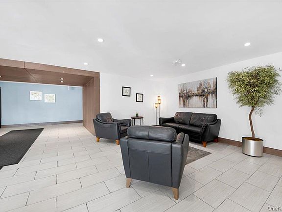 4th image of 505 Central Avenue #725