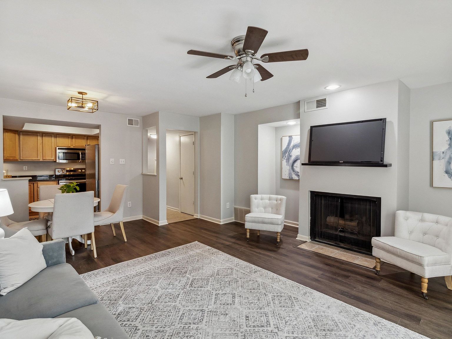 1819 Crossflower Cv #85, Germantown, TN 38138 | Zillow