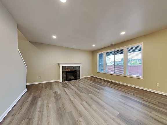 4th image of 8105 164th St E
