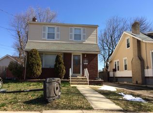 1810 W River Dr, Pennsauken, NJ 08110