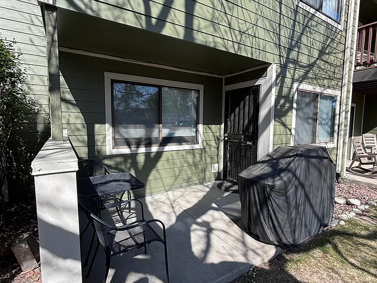 540 S Forest St #5-104 — Photo 4