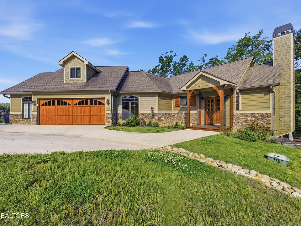 1st image of 476 Waterfront Way