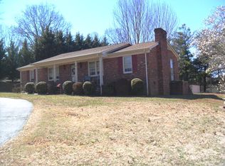41 Heritage Ct, Martinsville, VA 24112