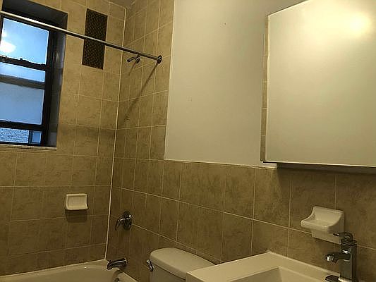 2nd image of 170 Nagle Ave #314