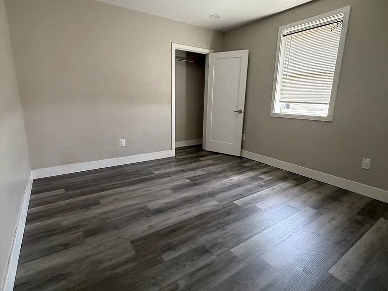 183 N Main St #6 — Photo 5