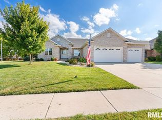 3700 Doe Run Trl, Springfield, IL 62711