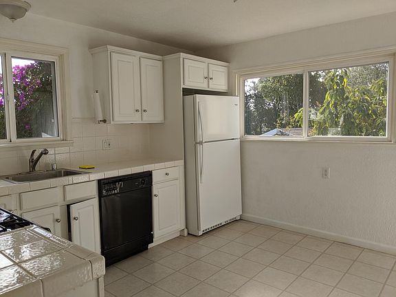 5th image of 2431 E 28th St