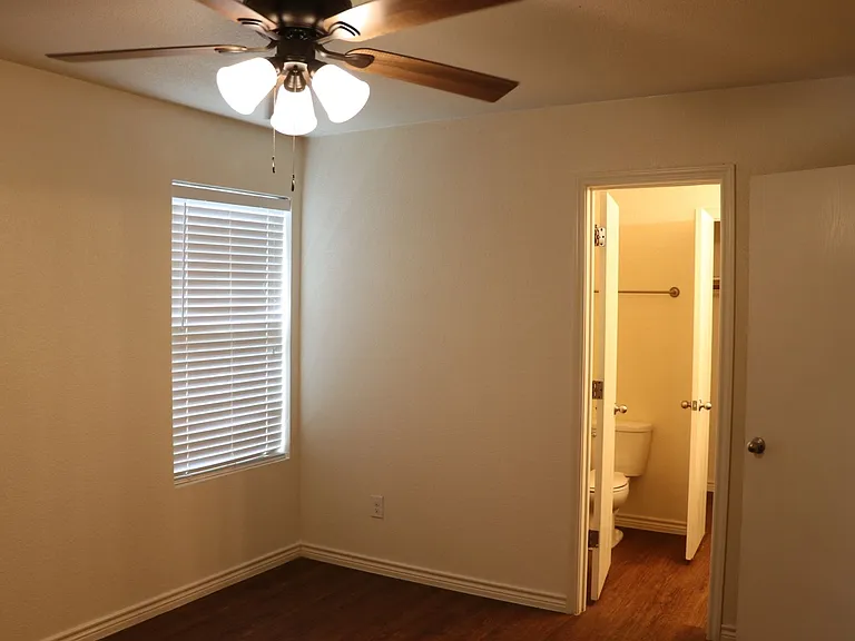 4600 Waterproof Dr — Photo 9