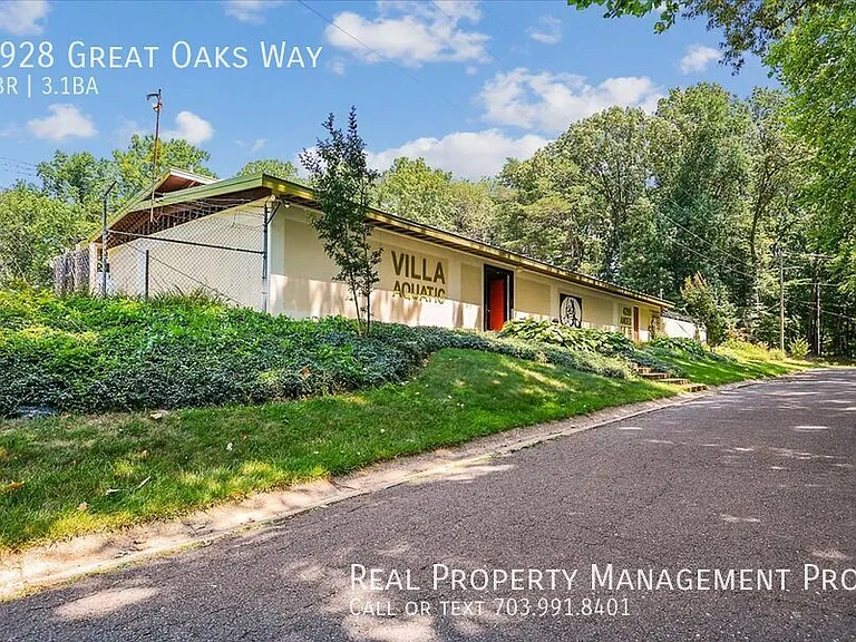 9928 Great Oaks Way — Photo 41