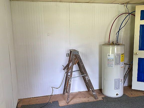 5th image of 11 Birchway Dr