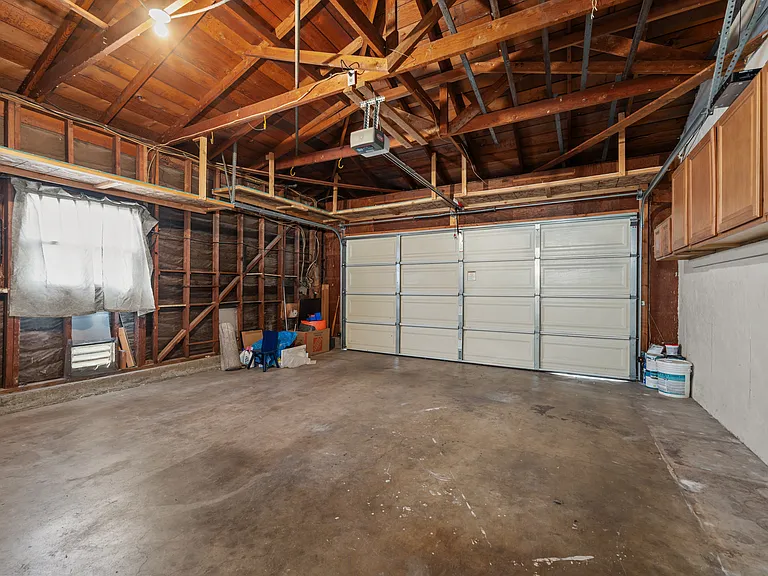 2260 Altadena Ave — Photo 19