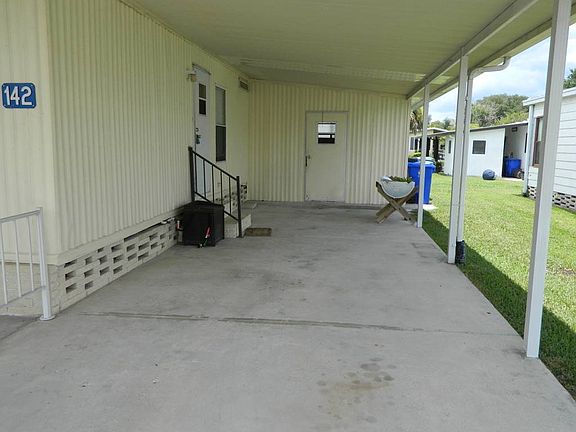 3rd image of 2425 Harden Blvd Lot 142