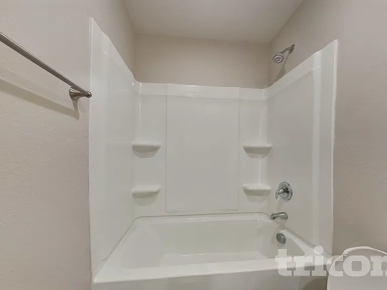 4605 Hazelburn Dr — Photo 14