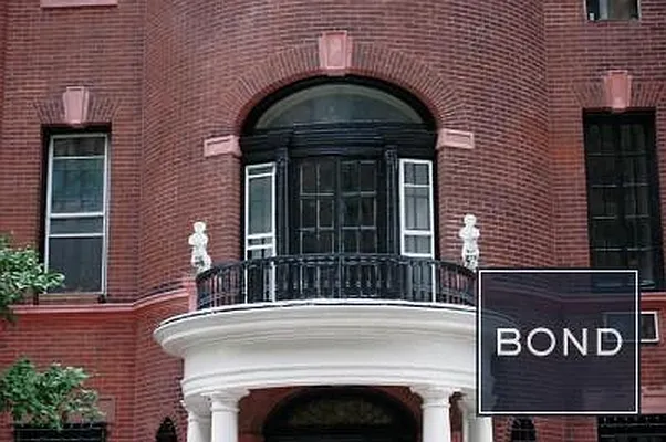 Rented by Bond New York | media 39