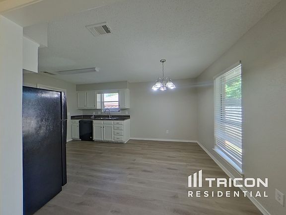 5th image of 8620 Santa Clara Dr