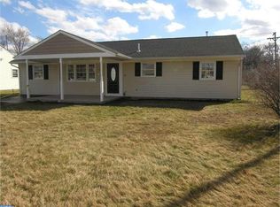 206 Yorkshire Ln, Fairless Hills, PA 19030