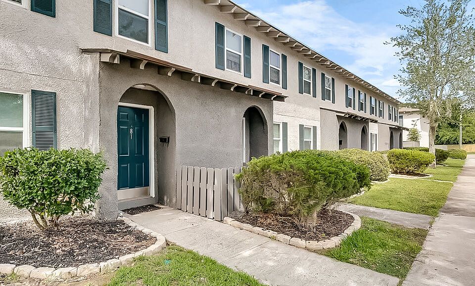 1st image of 10611 Abercorn St APT 182