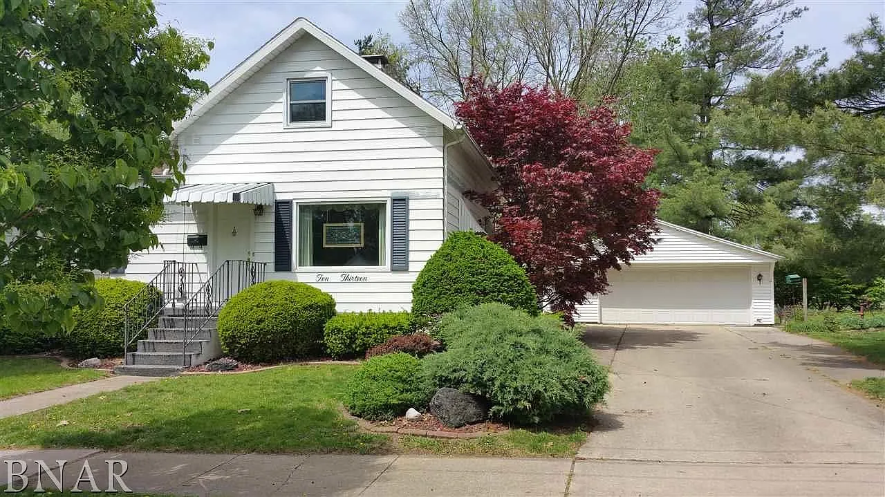 1013 W Wood St photo 1