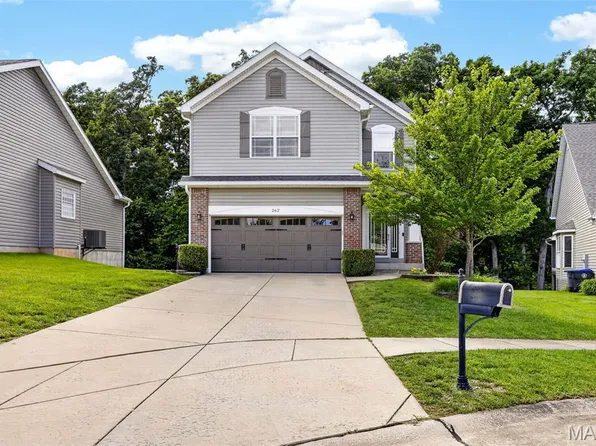 262 Sunset Villa Ln, O'Fallon, MO 63366