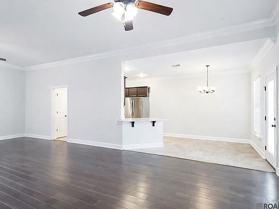 5th image of 39269 Majestic Wood Ave