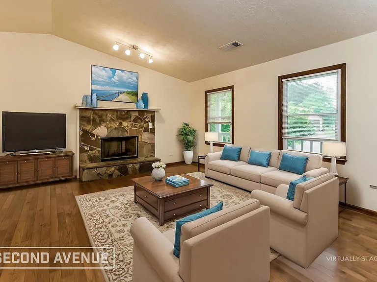 2751 Tybee Dr — Photo 2