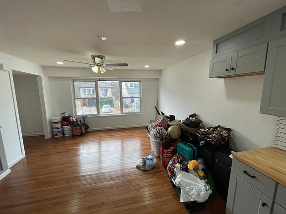 5th image of 141 Holland Ave Floor 2