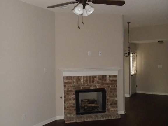 3rd image of 1986 Olive Bark Dr