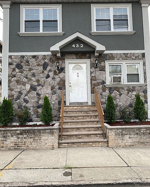 2nd image of 432 E 24th St