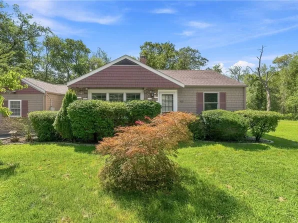 430 Ten Rod Rd, Exeter, RI 02822