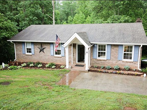 3rd image of 15 Dogwood Ln