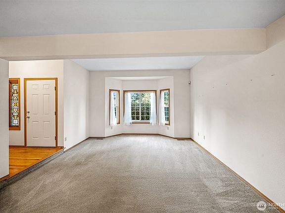 4th image of 16011 Spanaway Loop S