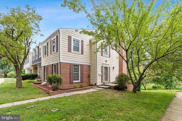 15 Oak Shade Rd
