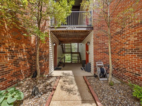 6832 Cottage Grove Ln APT D, Saint Louis, MO 63129