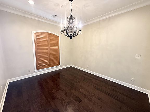 4th image of 114 Parkside Cv