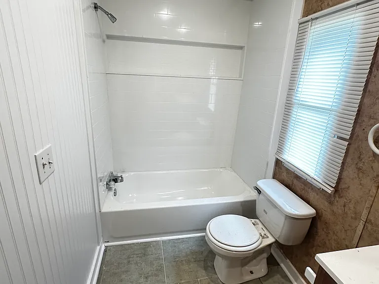 509 Green Swamp Rd — Photo 17