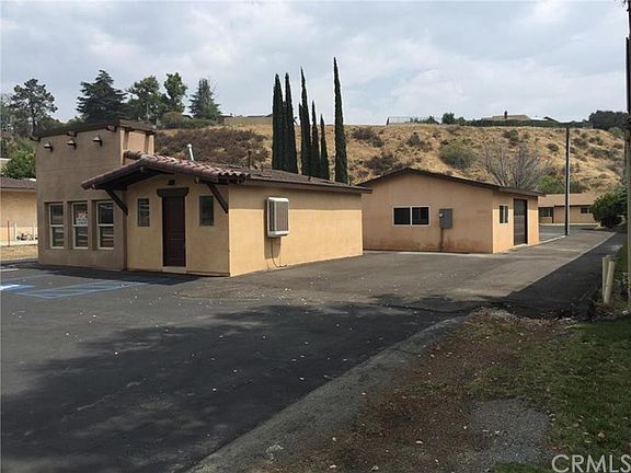 4th image of 33595 Yucaipa Blvd
