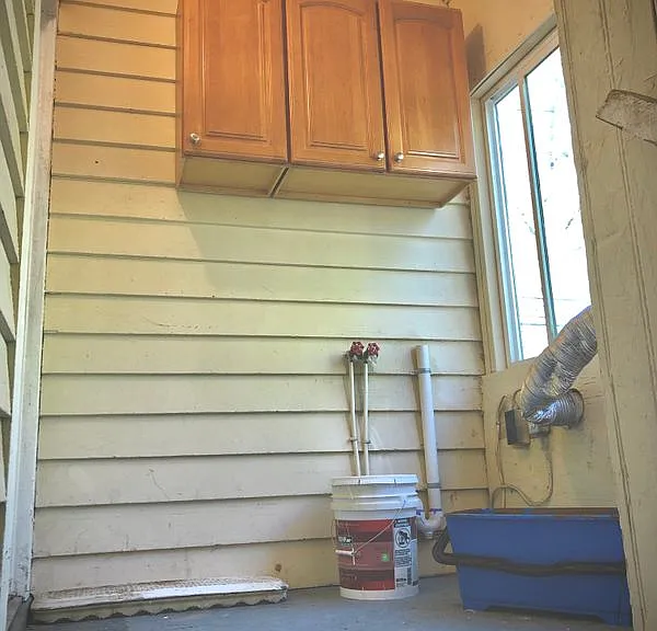 50 Pinewood Ave #2 — Photo 30